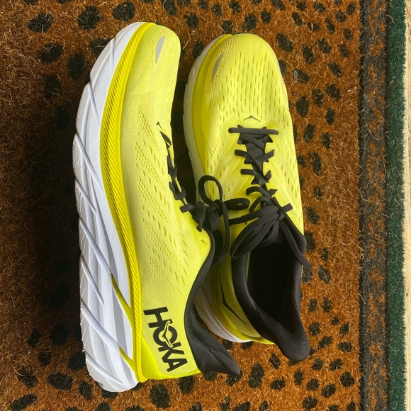 Hoka Clifton 8 running shoes Yellow and White Athletic Shoes - Picture 2 of 11